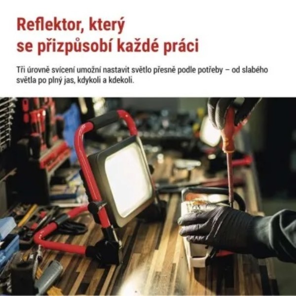 Фото - Светодиодный прожектор EMOS ZS2823 35W 3300Lm 6500K Li-Ion 10000 mAг IP54